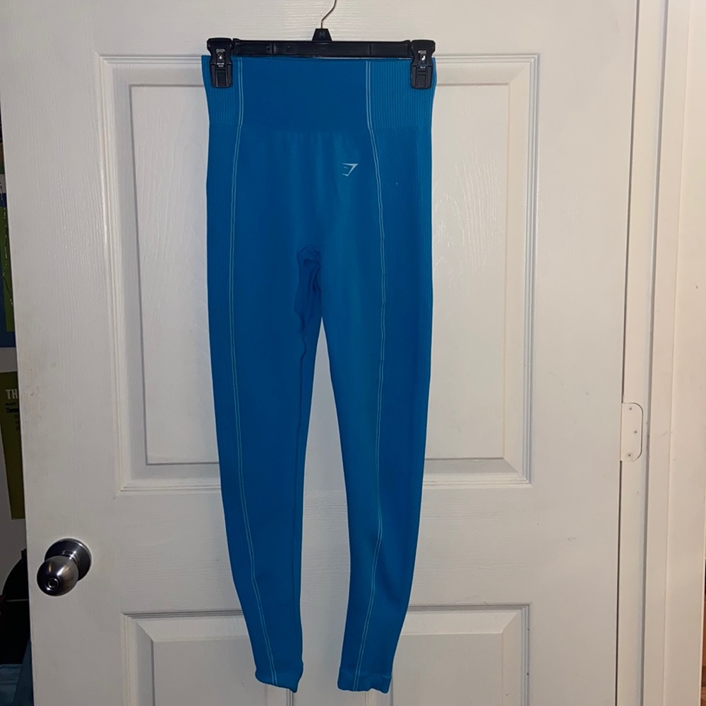 BLUE GYMSHARK LEGGINGS